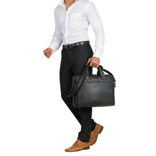 Lade das Bild in den Galerie-Viewer, OSCAR