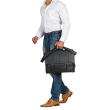 Lade das Bild in den Galerie-Viewer, WILLIAM