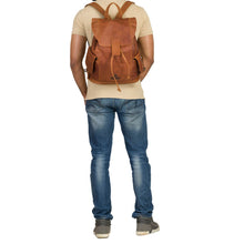 Lade das Bild in den Galerie-Viewer, CHARLIE