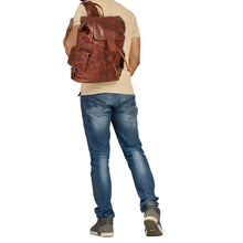 Lade das Bild in den Galerie-Viewer, CHARLIE