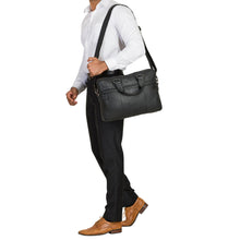 Lade das Bild in den Galerie-Viewer, DAMIAN