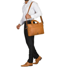 Lade das Bild in den Galerie-Viewer, DAMIAN