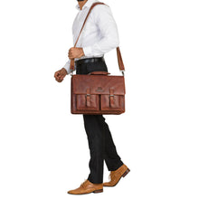 Lade das Bild in den Galerie-Viewer, JACKSON