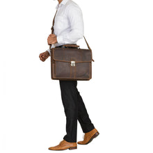 Lade das Bild in den Galerie-Viewer, CURRY