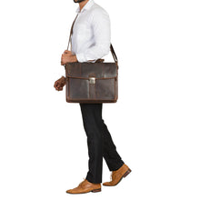 Lade das Bild in den Galerie-Viewer, CURRY