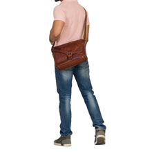 Lade das Bild in den Galerie-Viewer, MERCEDES