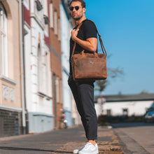 Lade das Bild in den Galerie-Viewer, OSCAR