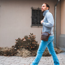 Lade das Bild in den Galerie-Viewer, DUKE