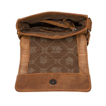 Lade das Bild in den Galerie-Viewer, LYNN