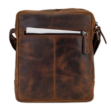 Lade das Bild in den Galerie-Viewer, KYLE