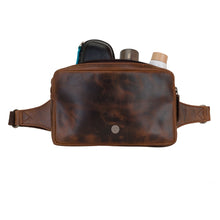 Lade das Bild in den Galerie-Viewer, MILLER