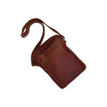 Lade das Bild in den Galerie-Viewer, RICHARD