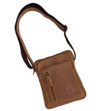 Lade das Bild in den Galerie-Viewer, KYLE