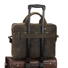 Lade das Bild in den Galerie-Viewer, OSCAR