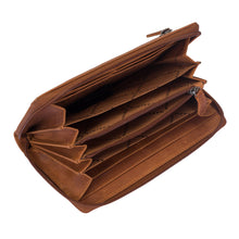 Lade das Bild in den Galerie-Viewer, LAURA