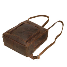 Lade das Bild in den Galerie-Viewer, LILY