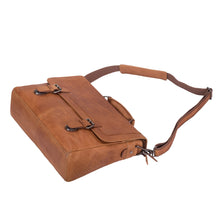 Lade das Bild in den Galerie-Viewer, winternam aktentasche stockholm cognac