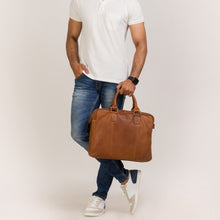 Lade das Bild in den Galerie-Viewer, THOR