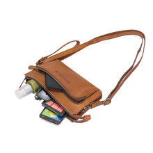 Lade das Bild in den Galerie-Viewer, winternam kleine umhaengetasche liv cognac