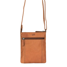 Lade das Bild in den Galerie-Viewer, winternam umhaengetasche maja cognac
