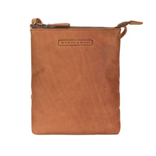 Lade das Bild in den Galerie-Viewer, winternam umhaengetasche maja cognac