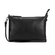 Lade das Bild in den Galerie-Viewer, winternam clutch solveig schwarz
